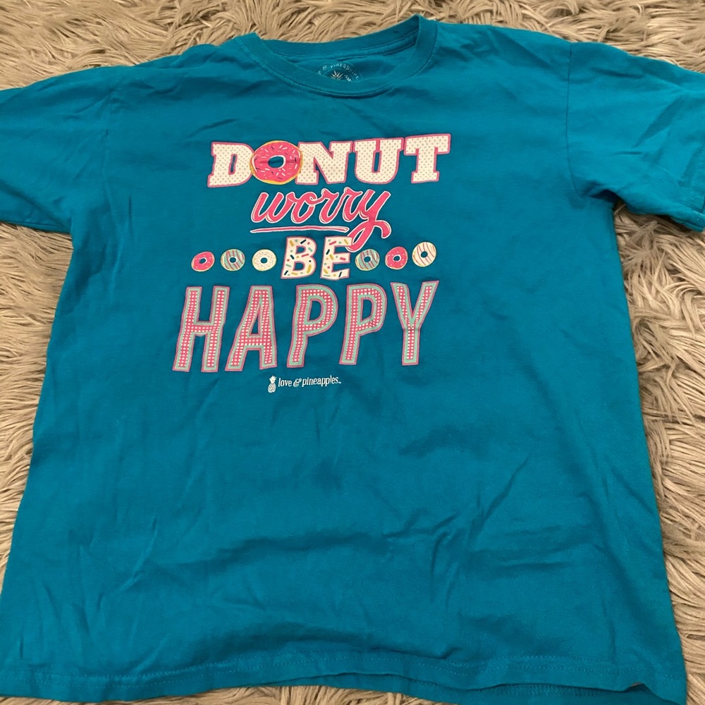 blue tee shirt